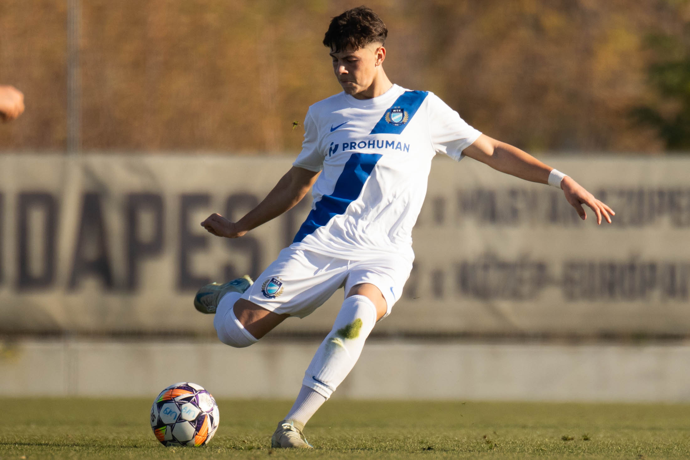 Képgaléria: MTK Budapest U19 - PMFC U19 | 1-1