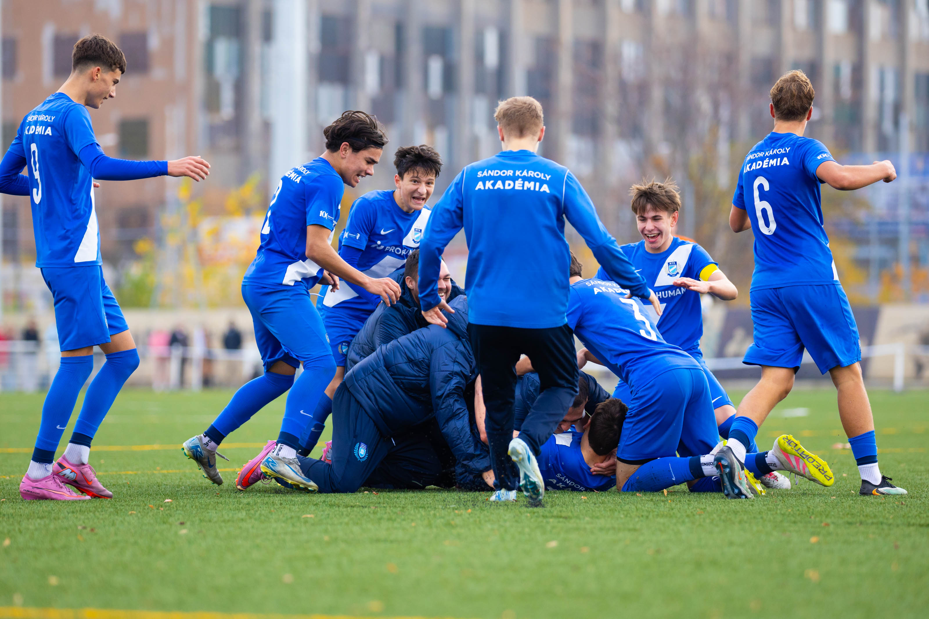 Képgaléria: ilyen volt U17-es csapatunk szezonja