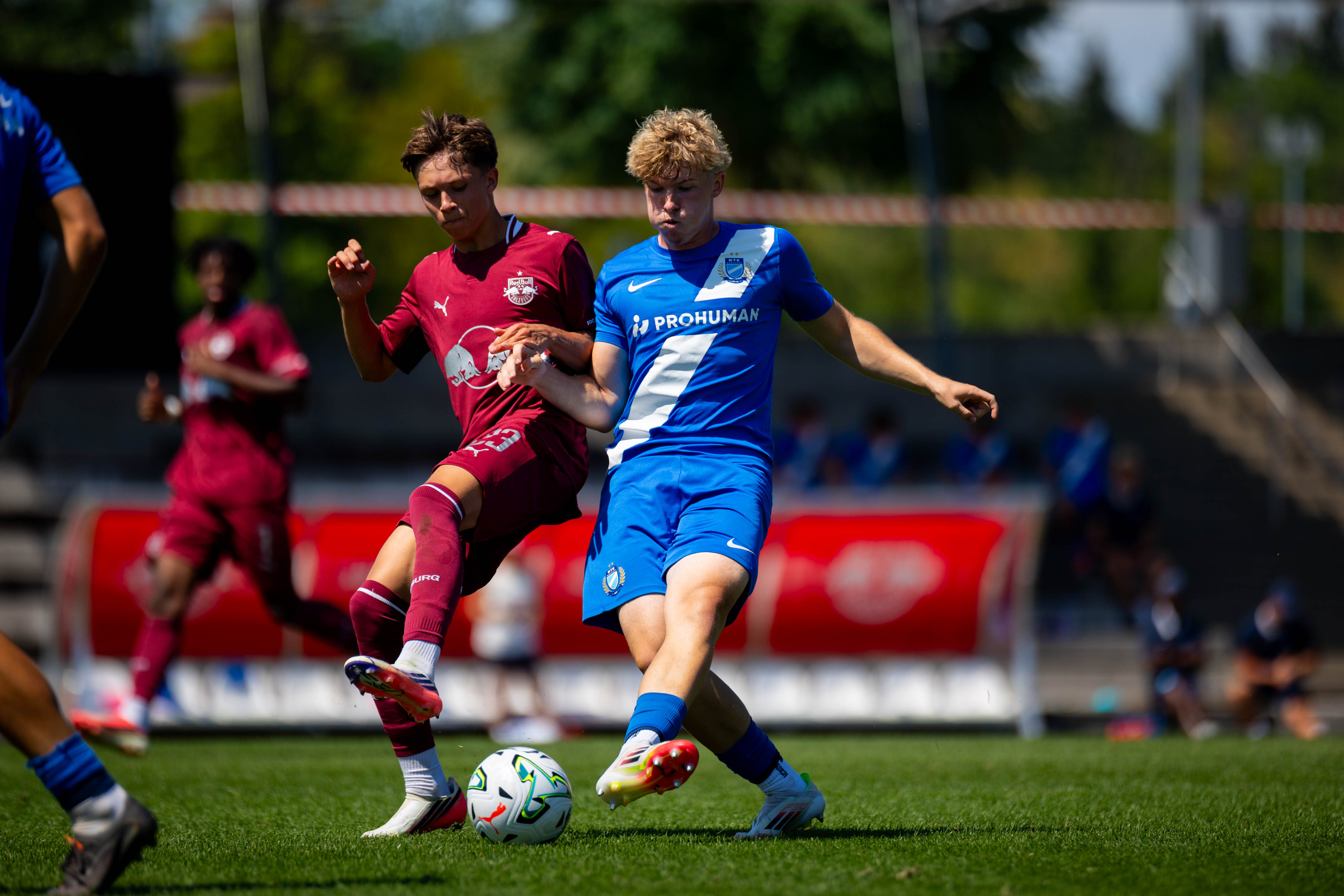 Képgaléria: Red Bull Salzburg U19 - MTK Budapest U19 |4-1